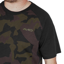 Avid Carp Tričko Distortion Camo Lite T-Shirt