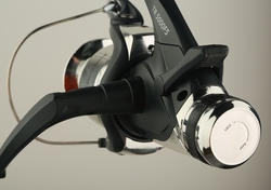 Giants fishing Naviják TR 5000 FS, Akce 1+1 zdarma!