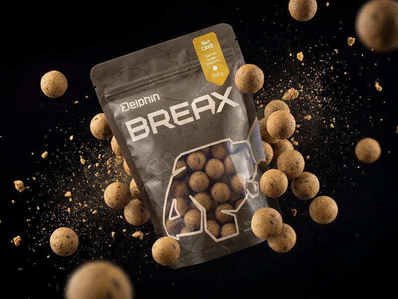 Boilies Delphin BreaX / NutCAKE 300 g