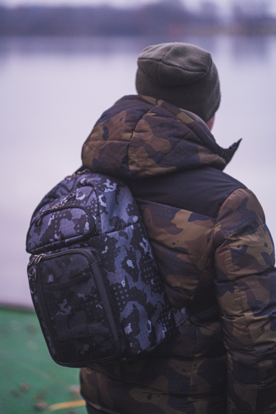 Giants fishing Vláčecí batoh Spinning Sling Bag