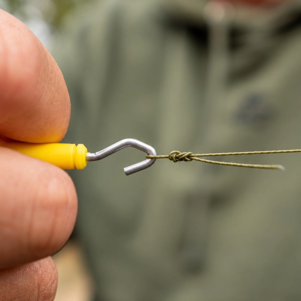 Giants fishing Dotahovač uzlů a stahovač šňůrek Multi Tool 3in1 Knot Puller and Line Stripper